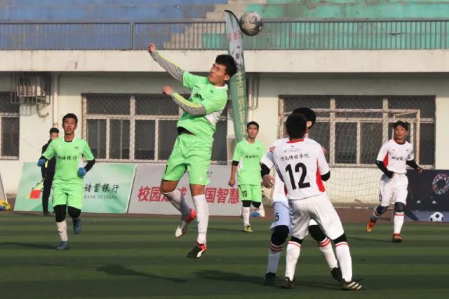 库里缺阵汤普森32分库明加21+10 勇士轻取爵士
